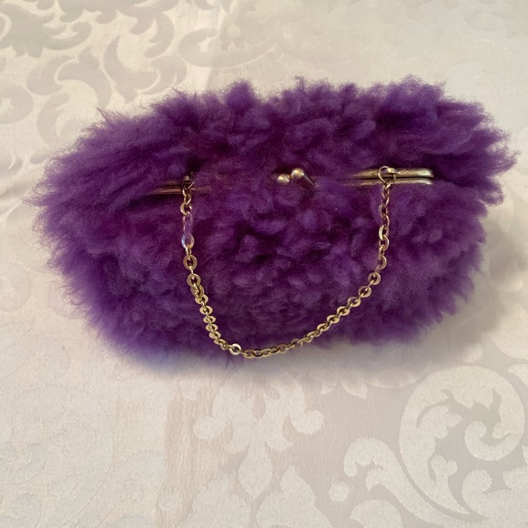 Fuzzy Mini Purse - Picture 3 of 4